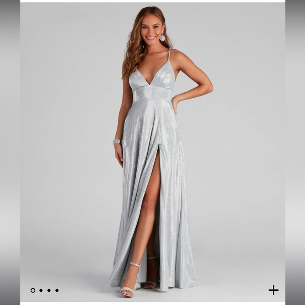 Windsor Freya Elegant A-Line Silver Glitter Evening Gown Dress Size 5